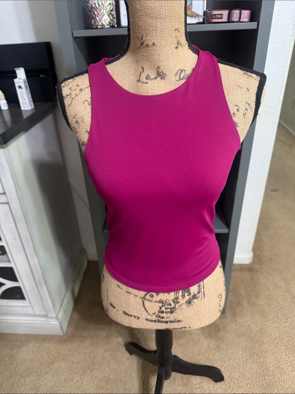 Express Body Contour Racerback Tank Top Medium